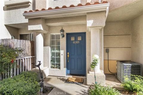 Photo of 27006 Karns Court #61305, Canyon Country, CA 91387 (MLS # SR26049206)