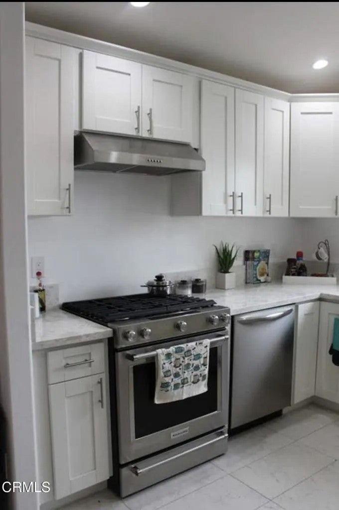 8295 Charles Place