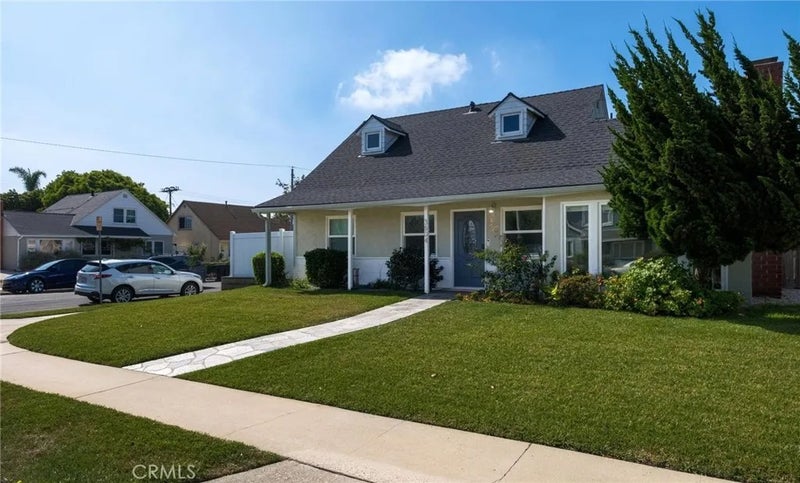 3804 W 180th Place