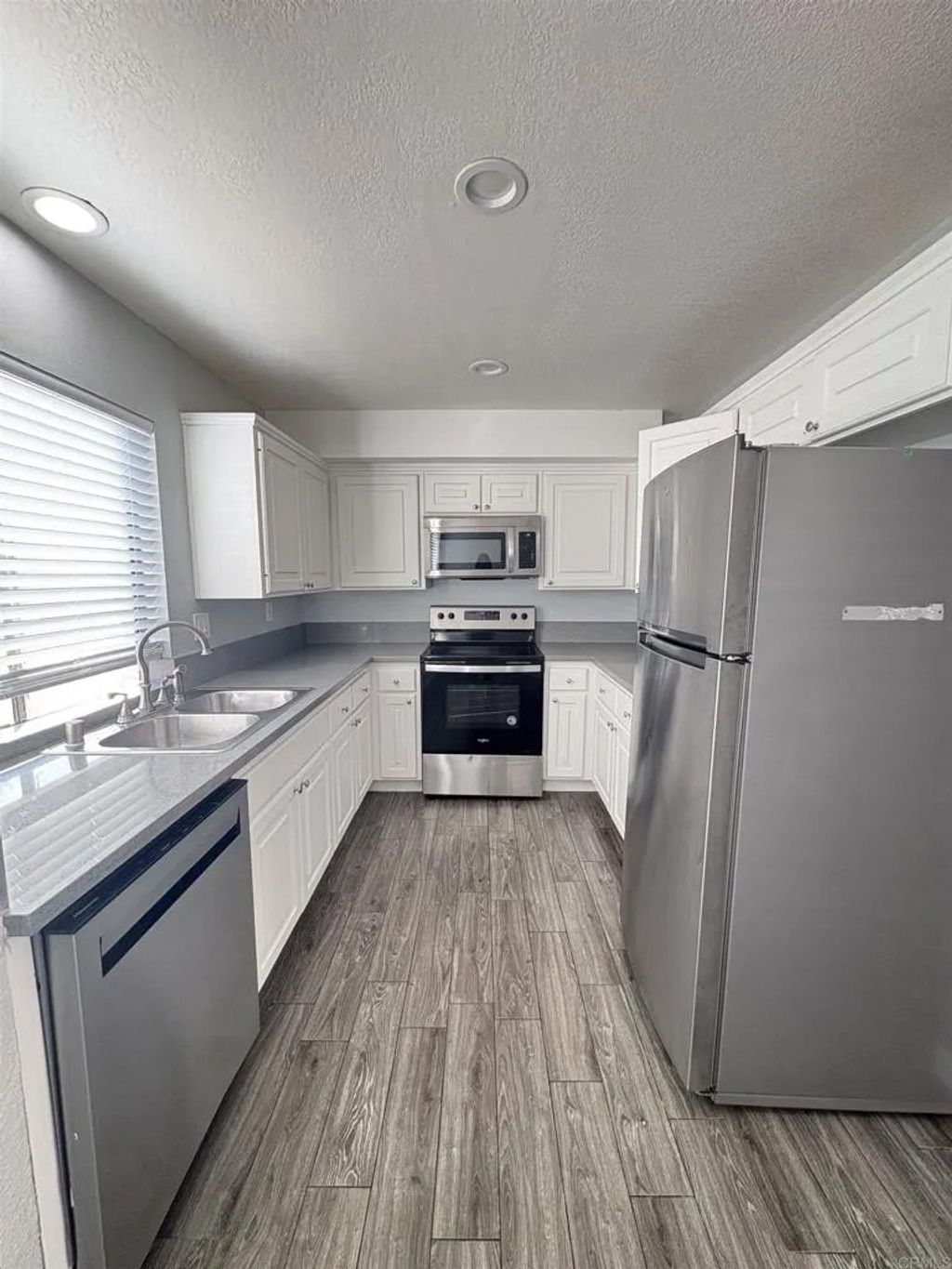 Photo of 955 Postal Way #28, Vista, CA 92083 (MLS # NDP2602498)