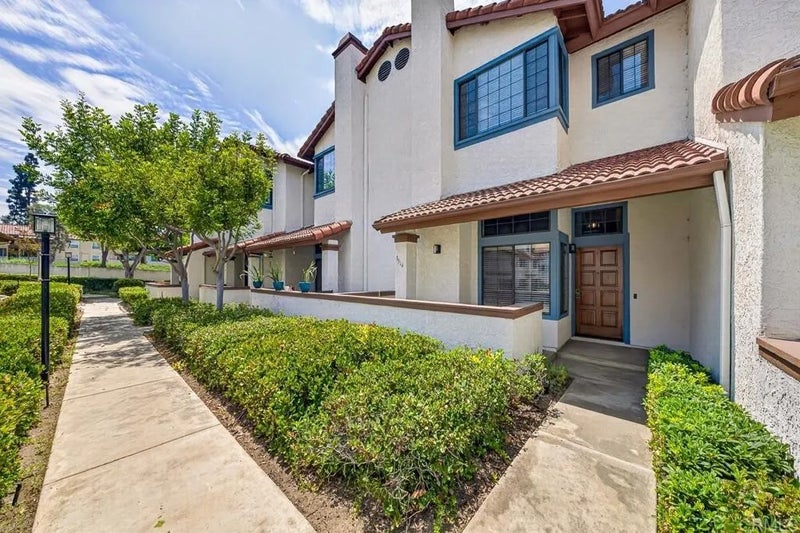 3514 Mission Mesa Way