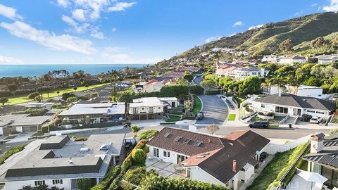 Tiny photo for 32432 Seven Seas Drive, Dana Point, CA 92629 (MLS # LG26022220)