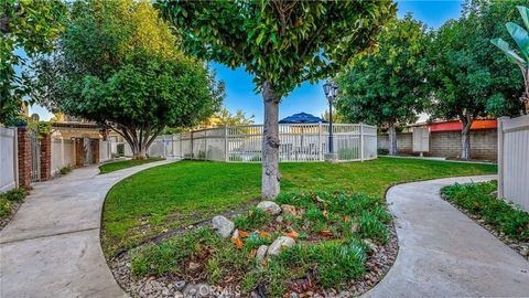 Tiny photo for 181 W La Verne #5, Pomona, CA 91767 (MLS # DW25273935)