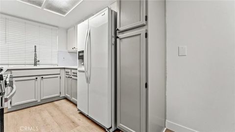 Tiny photo for 181 W La Verne #5, Pomona, CA 91767 (MLS # DW25273935)