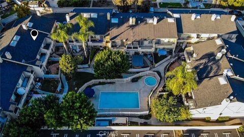 Tiny photo for 181 W La Verne #5, Pomona, CA 91767 (MLS # DW25273935)