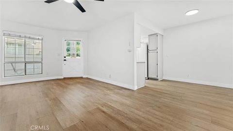 Tiny photo for 181 W La Verne #5, Pomona, CA 91767 (MLS # DW25273935)