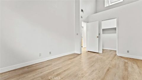 Tiny photo for 181 W La Verne #5, Pomona, CA 91767 (MLS # DW25273935)