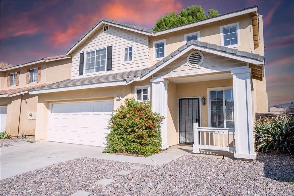 Photo of 323 Camden Court, Corona, CA 92879 (MLS # IV25240212)