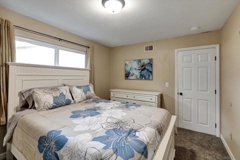 Tiny photo for 2002 Mendocino Blvd, San Diego, CA 92107 (MLS # 250045413)