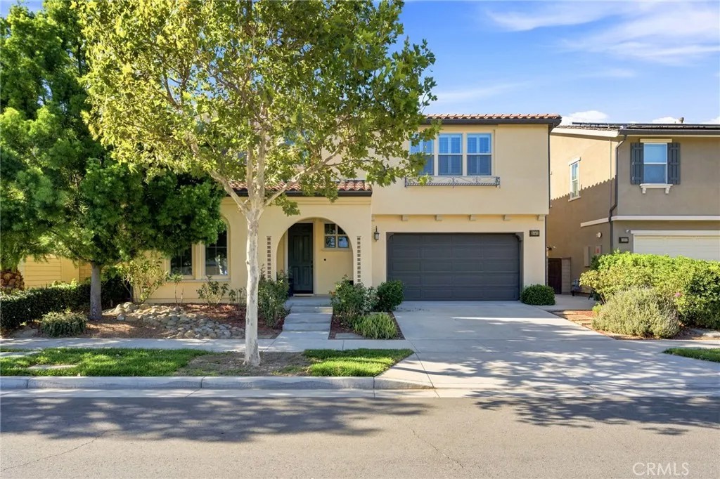 3441 E Rutherford