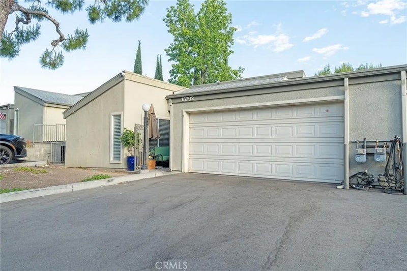 15792 Midwood 1