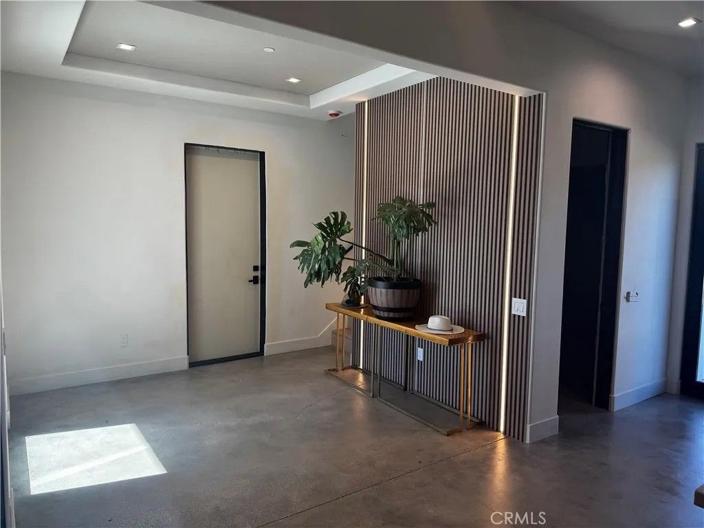 Photo of 54576 Munson Trl, Yucca Valley, CA 92284 (MLS # JT25254826)