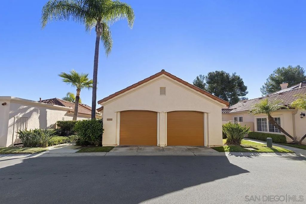 Photo of 12071 Caminito Corriente, San Diego, CA 92128 (MLS # 250044928)