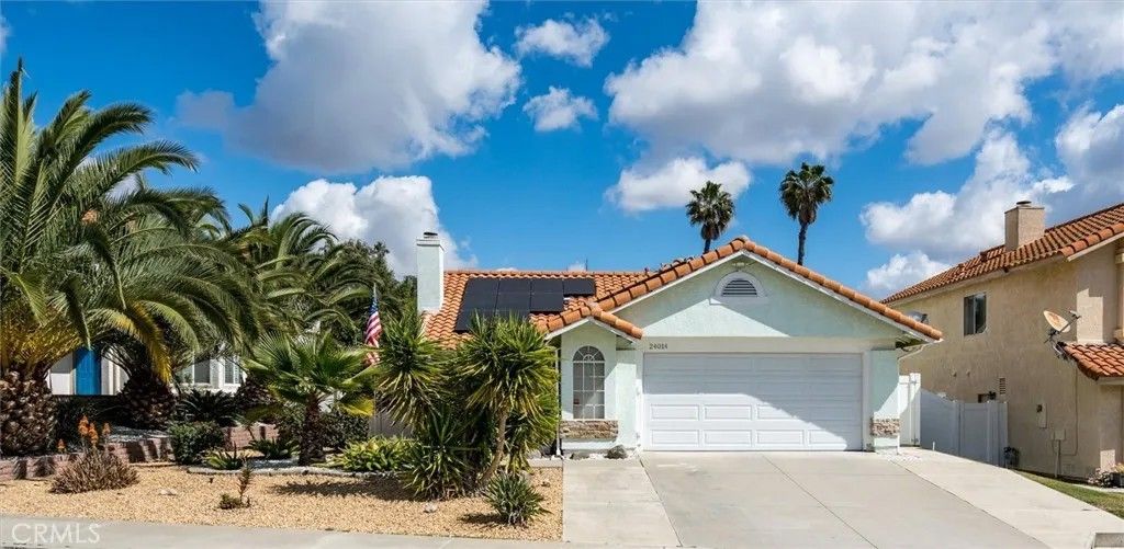 Photo of 24014 Manresa Court, Murrieta, CA 92562 (MLS # SW26070721)