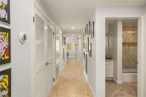 Tiny photo for 1000 E Ocean Blvd #613, Long Beach, CA 90802 (MLS # PW25251894)