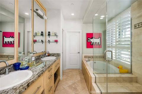 Tiny photo for 1000 E Ocean Blvd #613, Long Beach, CA 90802 (MLS # PW25251894)