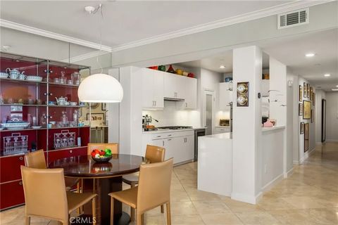 Tiny photo for 1000 E Ocean Blvd #613, Long Beach, CA 90802 (MLS # PW25251894)