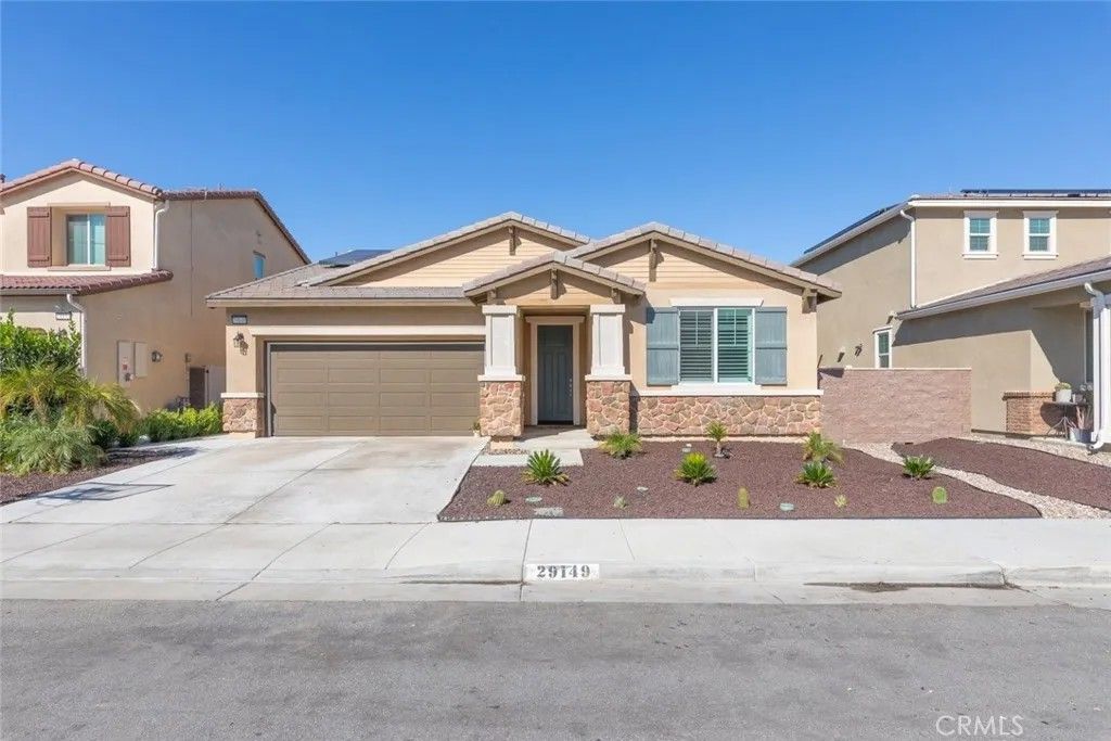 Photo of 29149 Crabapple, Lake Elsinore, CA 92530 (MLS # IG25248822)