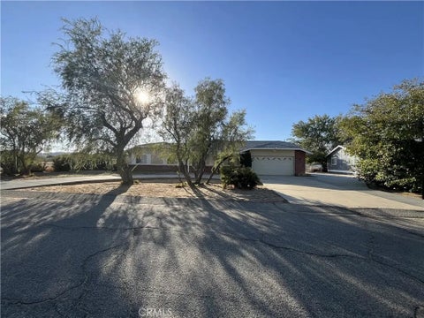 Photo of 41059 176th ST, Lancaster, CA 93535 (MLS # SR26226786)