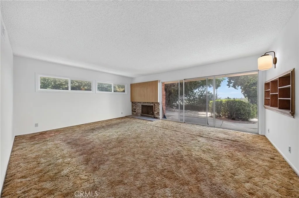 2090 Brightwood