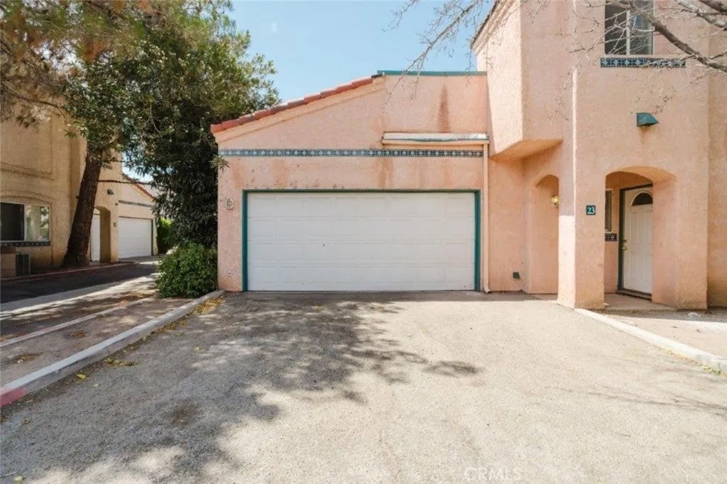 2320 E Avenue Q4 23