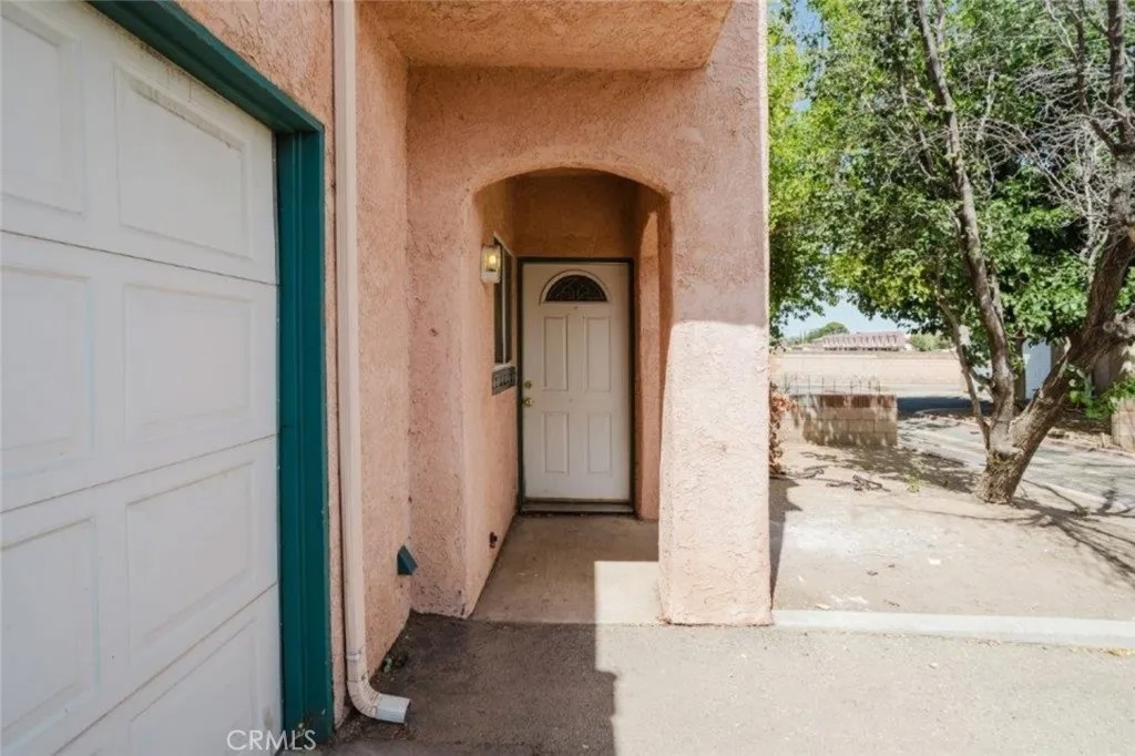 2320 E Avenue Q4 23