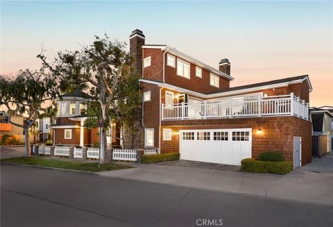 Photo of 1701 E Balboa Boulevard, Newport Beach, CA 92661 (MLS # NP26042983)