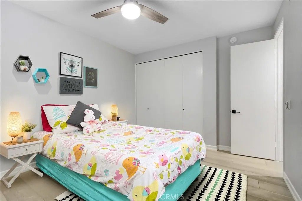 Photo of 4949 Genesta Avenue #104, Encino, CA 91316 (MLS # SR26003122)