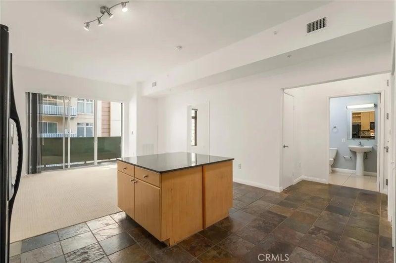 488 E Ocean Boulevard 804