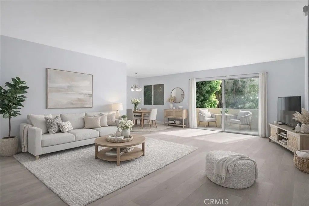 Photo of 5400 Lindley Avenue #116, Encino, CA 91316 (MLS # SR26021662)