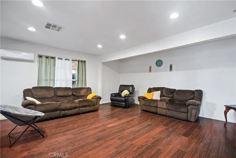 16218 Montgomery ave