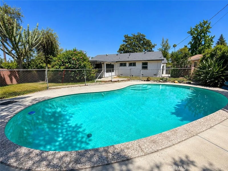 7509 Sunnybrae