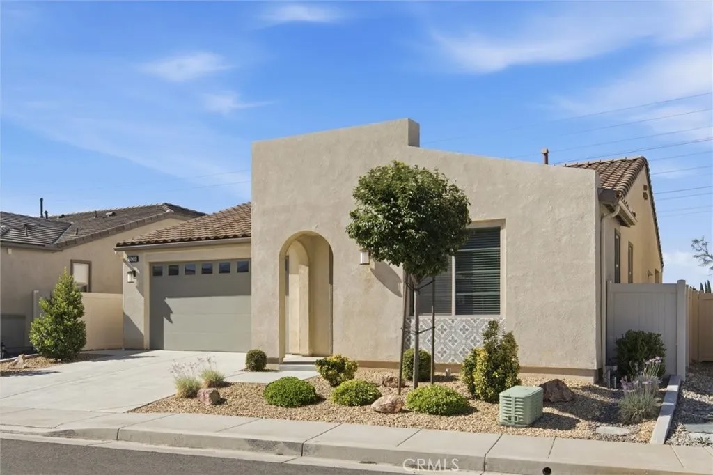 1509 Village Green Way