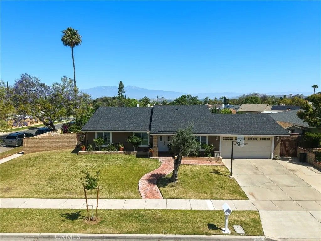 Photo of 291 Pueblo Rd, Corona, CA 92882 (MLS # CV26093265)
