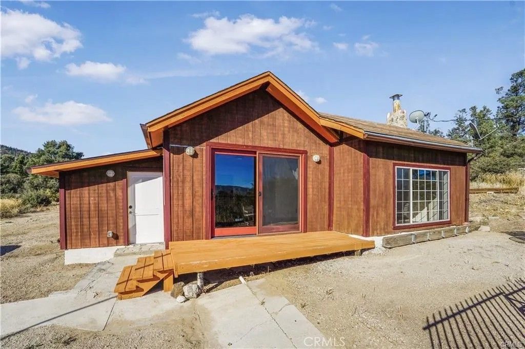 Photo of 37112 Adams, Frazier Park, CA 93225 (MLS # SR26007694)