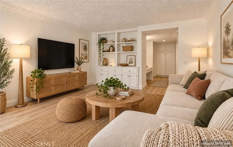1110 W 10th Street 104