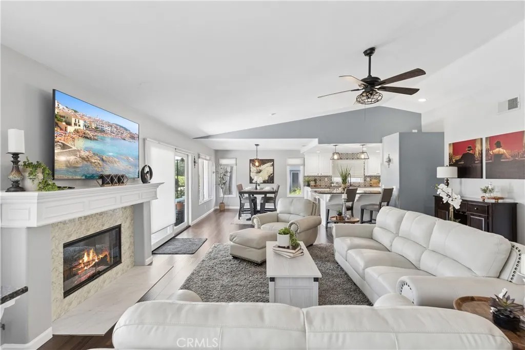 38321 Oaktree