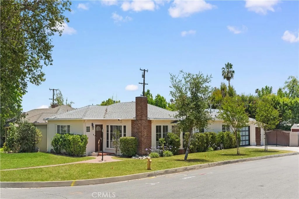 2326 Galbreth