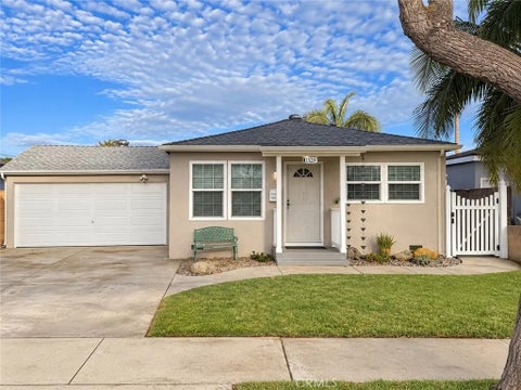 Photo of 14520 Cornuta AVE, Bellflower, CA 90706 (MLS # PW26198063)