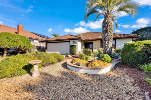 17595 Corbel Ct San Diego CA 92128