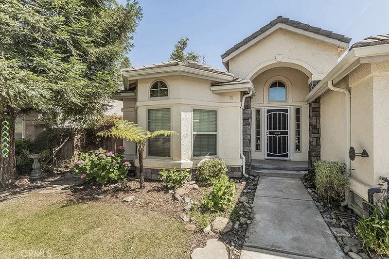 6589 E Michigan