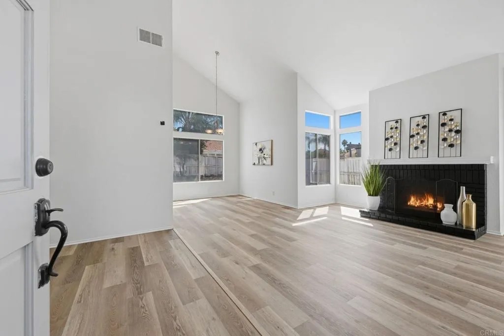 30172 Calle Belcanto