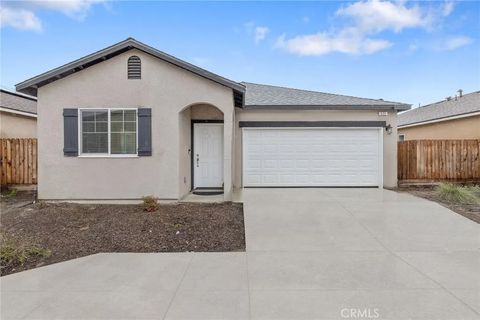 Photo of 535 Sandtrap Ln, Lemoore, CA 93245 (MLS # FR26037925)