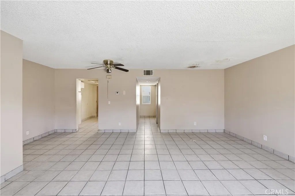 1700 E Avenue Q14 14