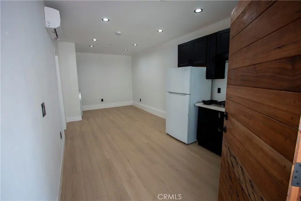 Photo of 23419 Maestro Place, Canoga Park, CA 91304 (MLS # SR26073017)