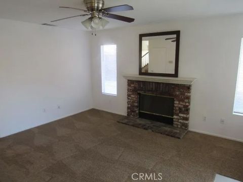 Tiny photo for 881 Sussex Street, San Jacinto, CA 92583 (MLS # SW25267415)