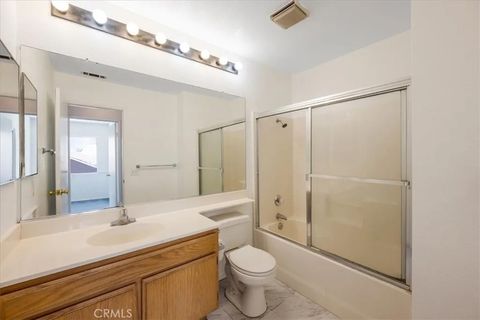 Tiny photo for 881 Sussex Street, San Jacinto, CA 92583 (MLS # SW25267415)