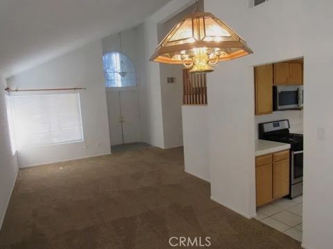 Tiny photo for 881 Sussex Street, San Jacinto, CA 92583 (MLS # SW25267415)