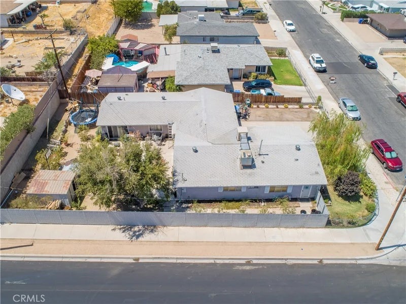 1352 Kelly Drive