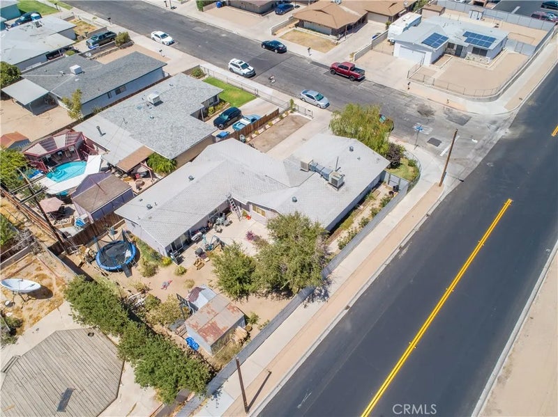 1352 Kelly Drive
